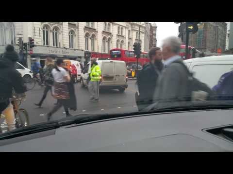 Tow Truck Trips Up Commuters in London