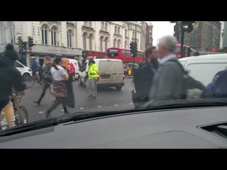 Tow Truck Trips Up Commuters in London