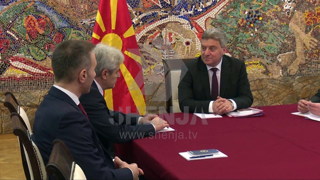 Analistët: Kriza në favor të VMRO-së dhe BDI-së