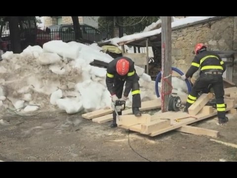 Acquasanta Terme (AP) - Terremoto, lavori nella frazione Quinto Decimo (03.02.17)