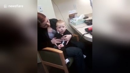 Baby hears his parents' voices for the first time