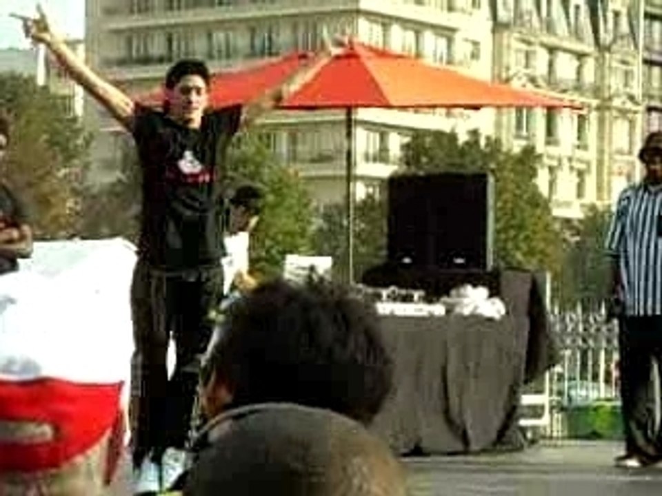 Bastille TCK VS HIP HOP