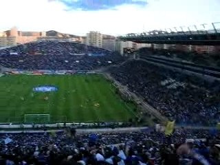 Olympique de Marseille - Stade Velodrome - Qui ne saute pas
