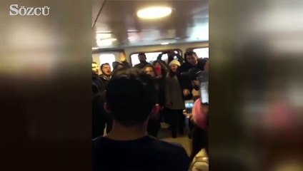 Sertab Erener vapurda İzmir Marşı söyledi - g.r.d.n