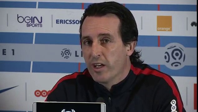 PSG - Emery, Hatem BEN ARFA PEUT JOUER EN ATTAQUE, DANS N'IMPORTE QUEL POSTE !