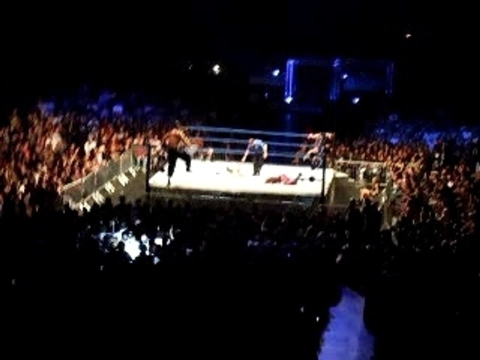 Mysterio & Batista vs Finlay & Khali Bercy