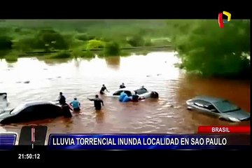 España: olas de cinco metros inundan casas