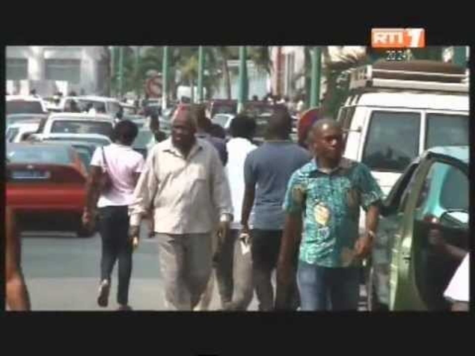 Signature de convention entre le projet emploi jeune et une entreprise de télécommunication