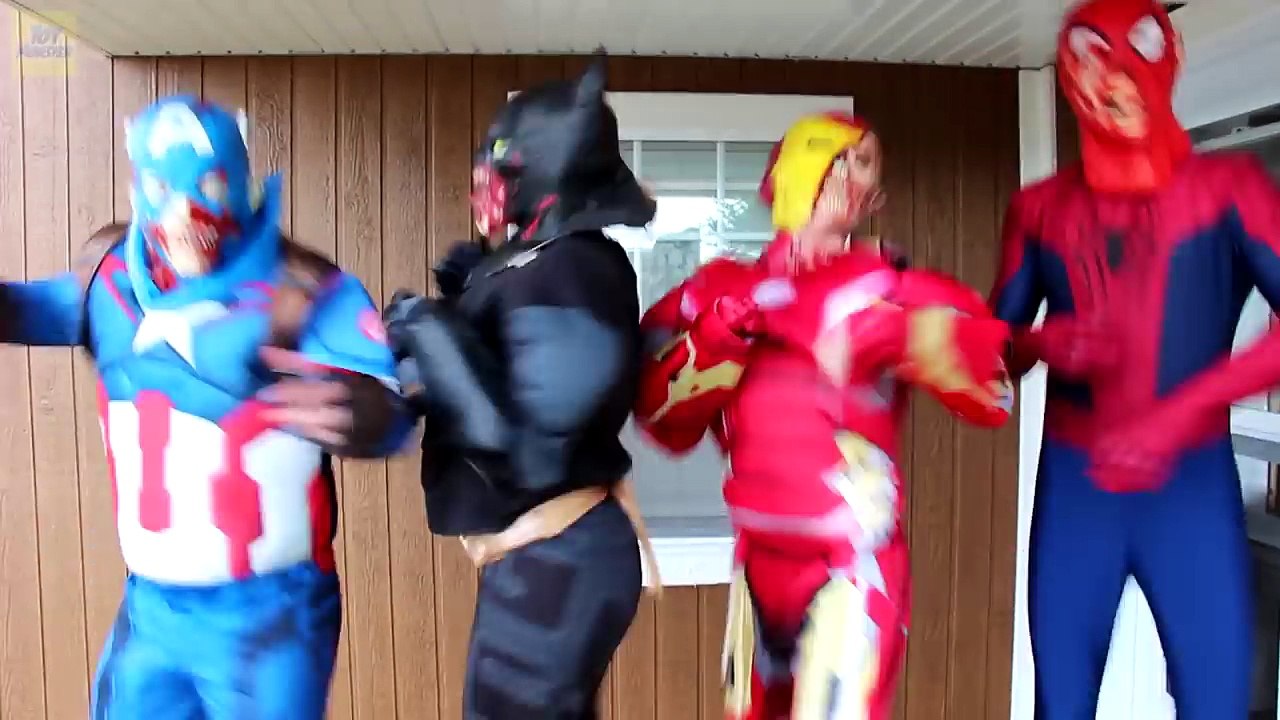 Frozen Elsa vs Spiderman & Superhero ZOMBIES! w/ Joker, Maleficent, Pink Spidergirl, Batma