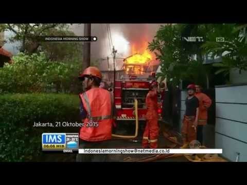 Korban Kebakaran Rawamangun Memilih Tinggal di Pemakaman - IMS