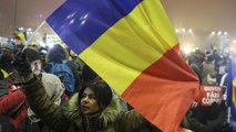 تواصل الاحتجاجات في رومانيا وسط تصاعد المطالب بعزل الرئيس واستقالة الحكومة
