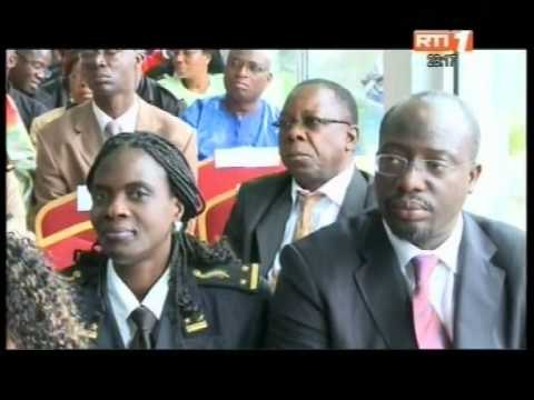 Décoration dans l'ordre nationale:Des préfets et sous préfets fait officiers et chevaliers