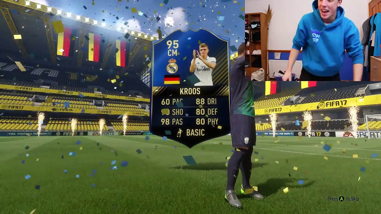 TOTY RONALDO   TOTY MESSI IN THE SAME PACK OPENING - FIFA 17-6w43e7eeHeU