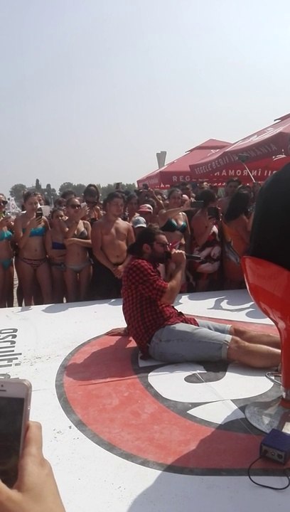 Beach Miniconcert Smiley