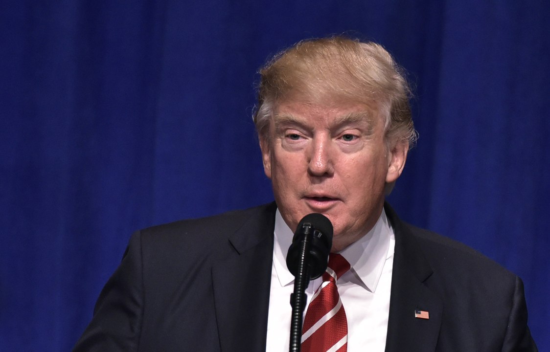 Trump accuse les médias de passer sous silence...