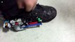 Chaussures en LEGO qui font les lacets toutes seules !