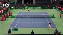 Comment terminer sa carrière au Tennis : balle dans l'oeil de l'arbitre