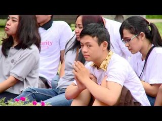 Sambut Hari Natal, Puluhan Anak Disabilitas Unjuk Kreatifitas Rangkai Pohon - Natal NET12