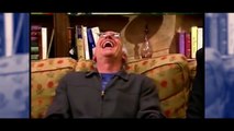 10 Bloopers From Popular TV Shows That Show Comedy Actors Break!-vDdTQBxg3Jw