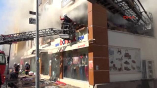Alışveriş Merkezinde Korkutan Yangın