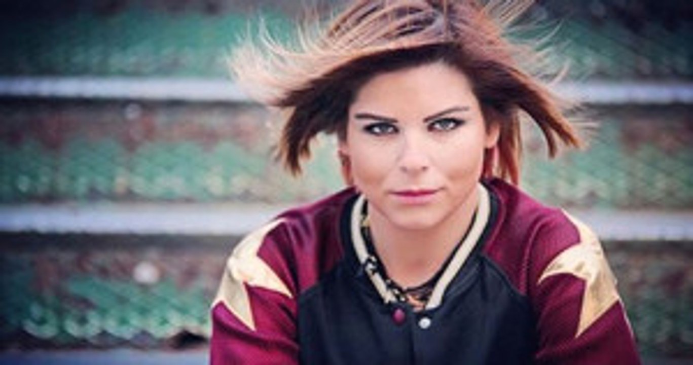Pelin Öztekin, Kendisine Gelen Çiçekleri Paylaşınca Kafaları Karıştırdı