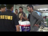 Petugas Musnahkan Minuman Beralkohol yang Dibawa Penumpang Asal Dubai - Customs Protection