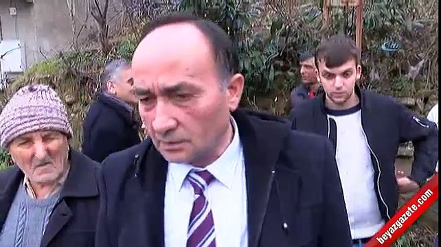 Kadın sürücü fren yerine gaza basınca...