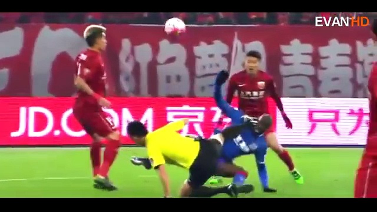 Football Referees ● Fights, Funniest Fails, Skills, Spray