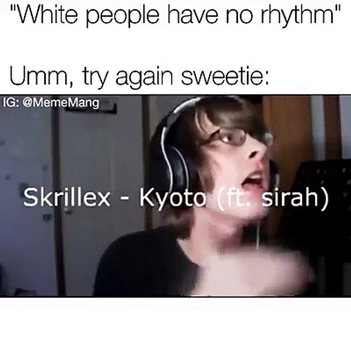 İlginç bir müzik denemesi olmuş... Kulaklarınıza yazık olabilir!