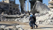 دهها کشته در جریان بمباران شهر ادلب سوریه