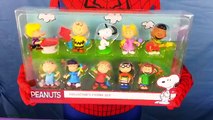 Biggest Giant Peanuts Movie Charlie Brown Surprise Egg Toys Surprises Snoopy Lucy Linus