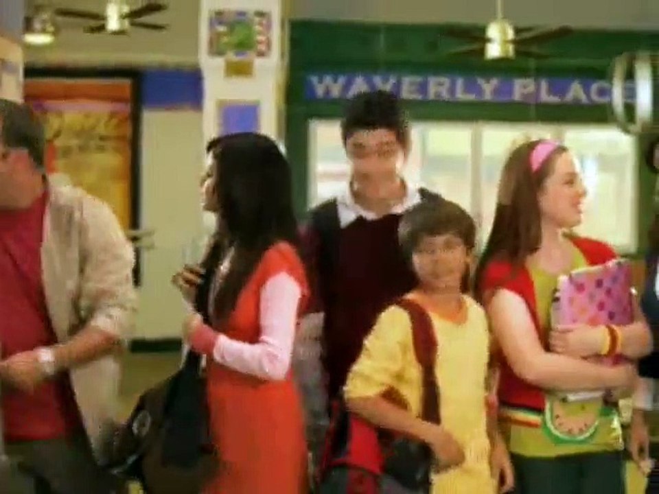 Wizards Of Waverly Place 1x03 I Almost Drowned In A Chocolate Fountain