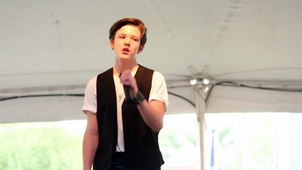 Lain Crew sings 'If I Can Dream' Elvis Week 2016