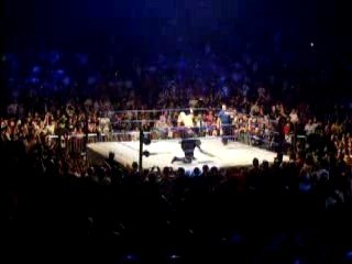 Smackdown tour Paris bercy 14 09 07 kane vs mark henry