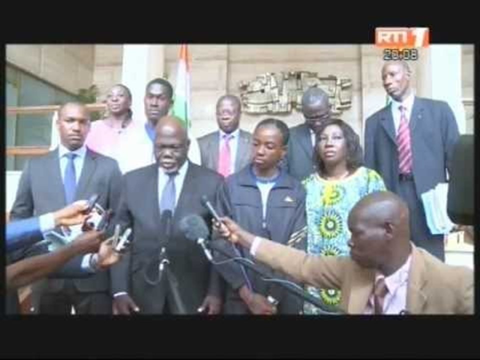 Le Président Alassane Ouattara reçoit l'ambassadeur d'Italie et une délégation de l'OISSU