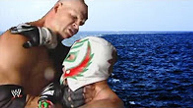 WWE Kane almost DROWNS Rey Mysterio | Rey Mysterio almost dies in water