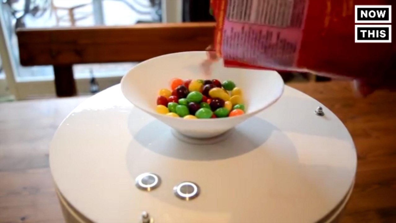 This Machine Can Sort Candy By Color