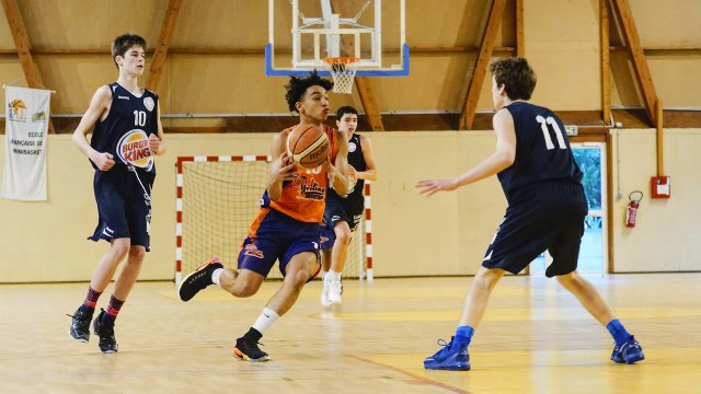 Elan Yvelines (Poissy) 118:72 Brest 04/02/2017 minimes France (Best of)