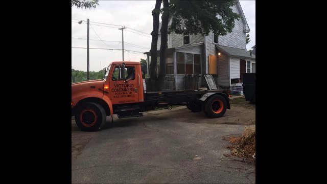 Victorio Containers - (413) 363-3082