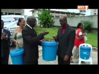Lutte contre le choléra: Remise de kit d'hygienne aux établissements sanitaires d'Abidjan