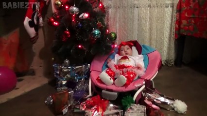 Best Christmas Present - Baby's First Christmas-Th0ak9Pir9Q