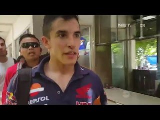 Marquez & Pedrosa Bermain Futsal bersama Menpora - NET Sport