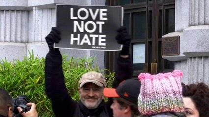 US court holds appeal hearing for Trump's travel ban