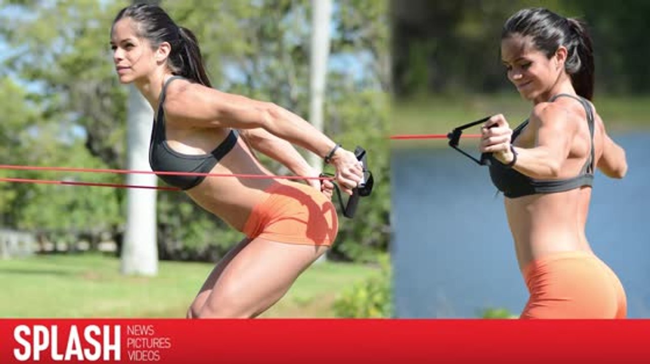Michelle Lewin zeigt ihre tolle Figur in Miami