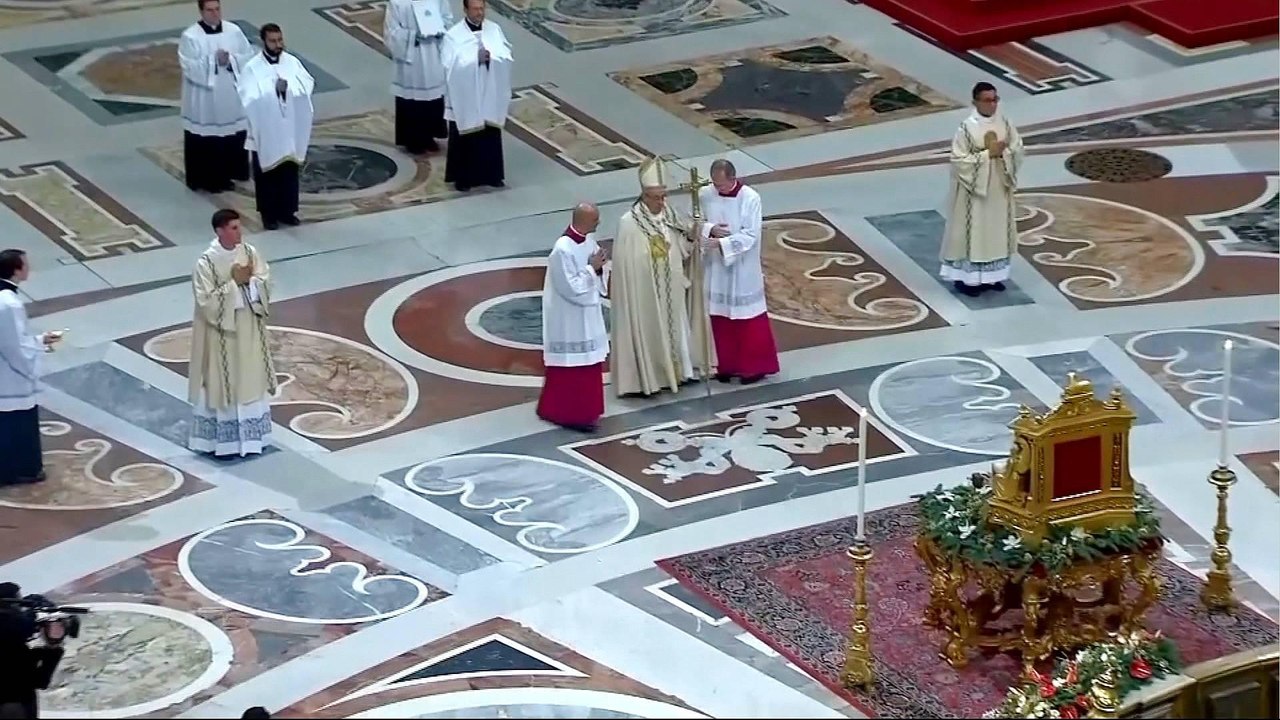 Chinese officials attend Vatican summit