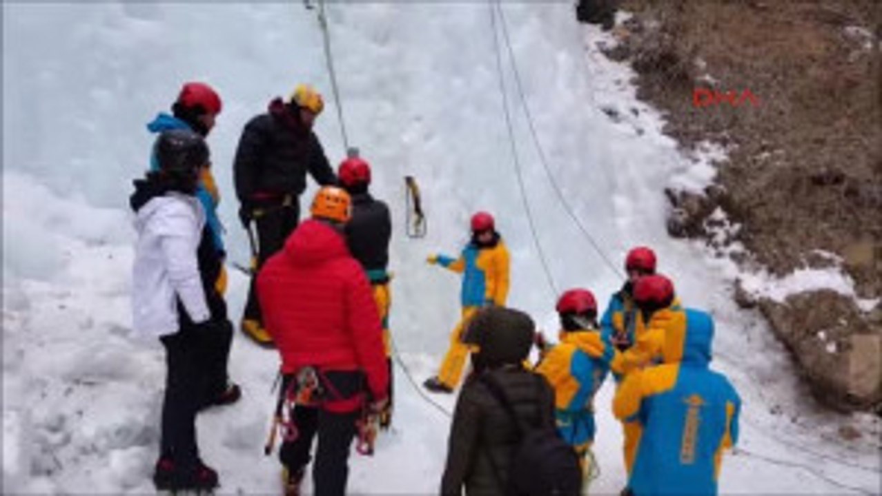 Kayseri Türkiye'nin Ilk Kadın Doğa Sporları Kulübü Amazonlar'ın Tüm Üyeleri Kadın