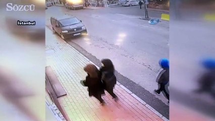 İstanbul’da kapkaç girişimi kamerada
