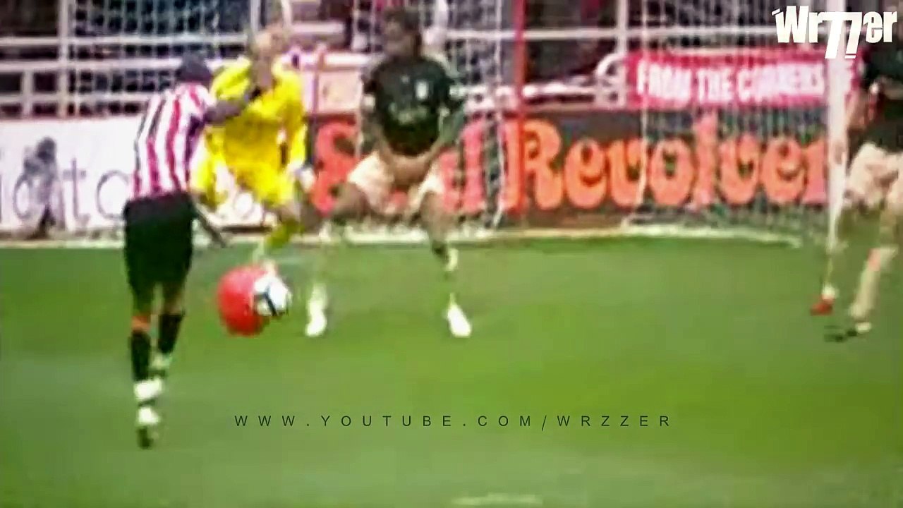 Top 10 Comedy Goals In Football-O878dUk0rYE