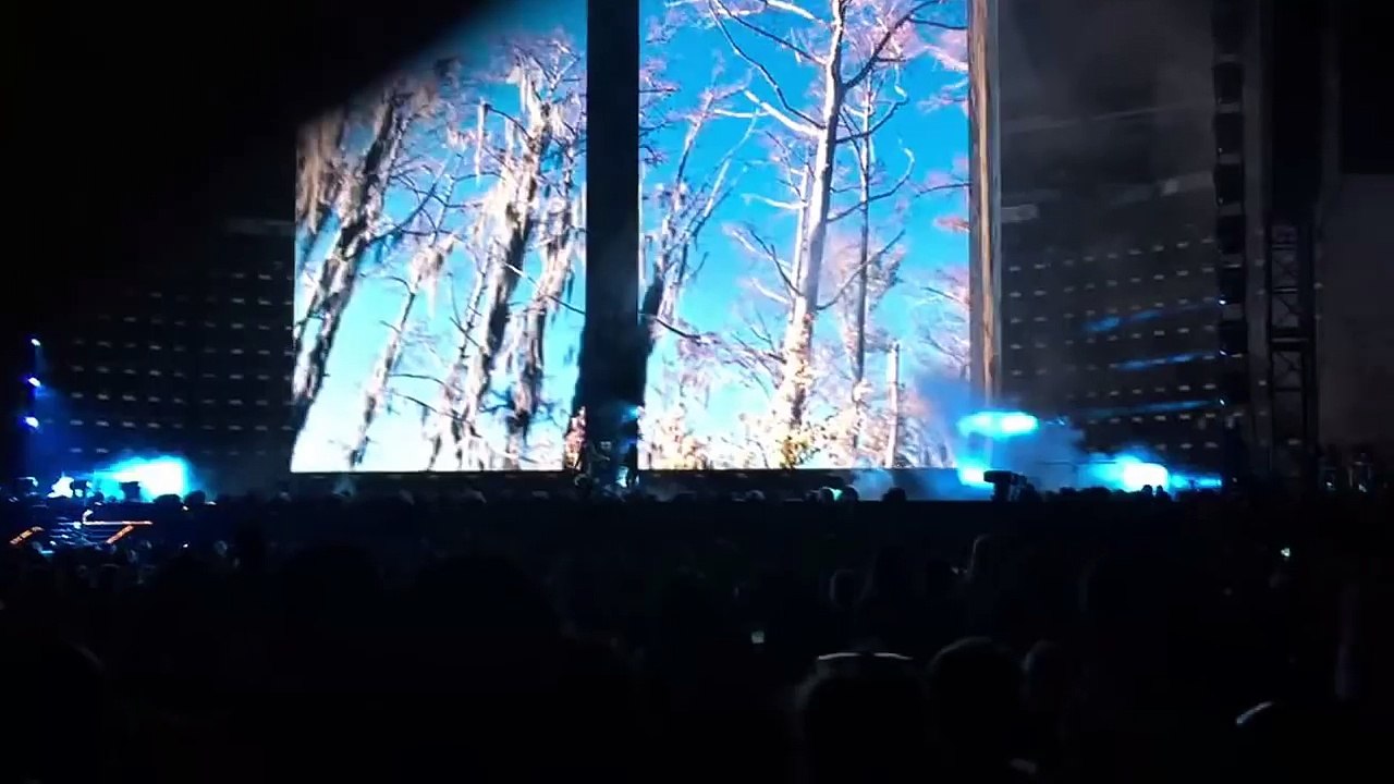 Beyoncé Performing Daddy Lessons Live in Miami (Formation World Tour 2016)-uKadCYulG6Y-HD