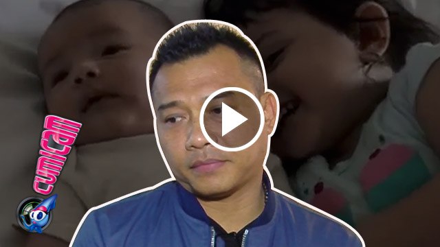 Boyong Istri dan Anak Umroh, Anang Malah Tinggalkan Baby Arsya - Cumicam 08 Februari 2017